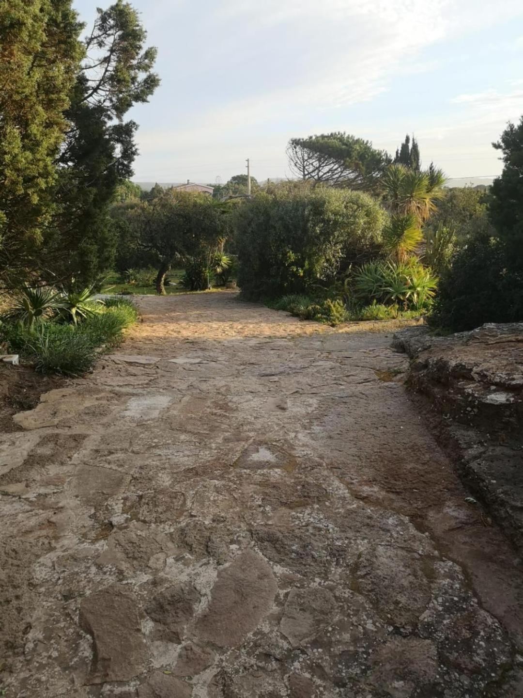 B&B Domus Oriens - Monolocale Indipendente In Villa Portoscuso Exterior photo